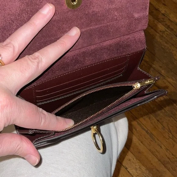 Mulberry Amberley Wallet (grained leather - oxblood) - Picture 8 of 8